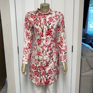 Beautiful long sleeve white and  pink floral tunic. Brand is by Mast & Harbour .